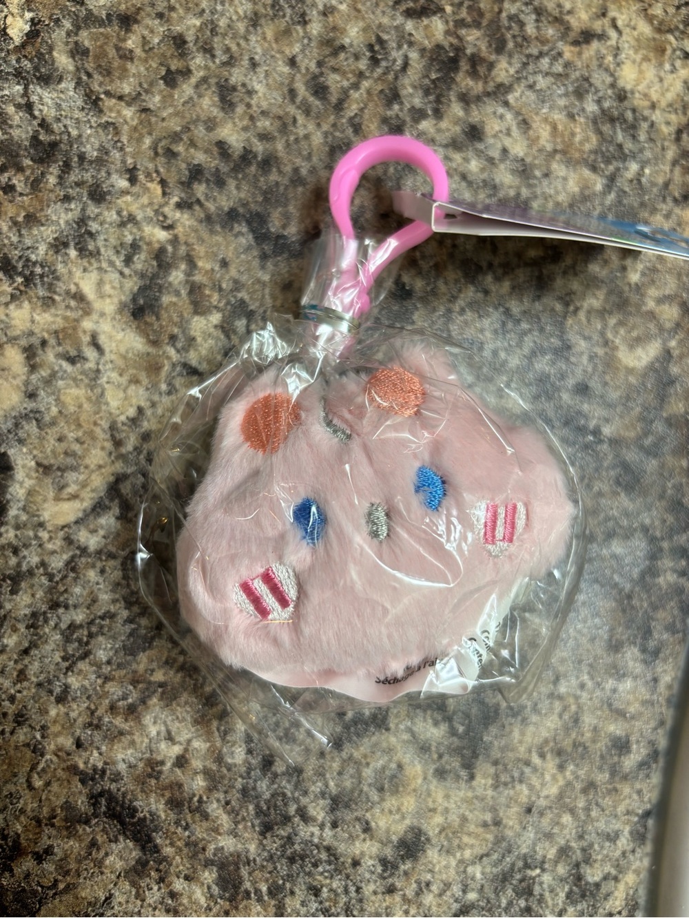 💖FREE WITH PURCHASE ONLY💖 - Kids Plush Pink Paw Keychain Clip